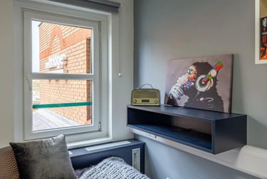 1 bed flat, Bridge Street, City Centre, Guildford, GU14SB - Image 3